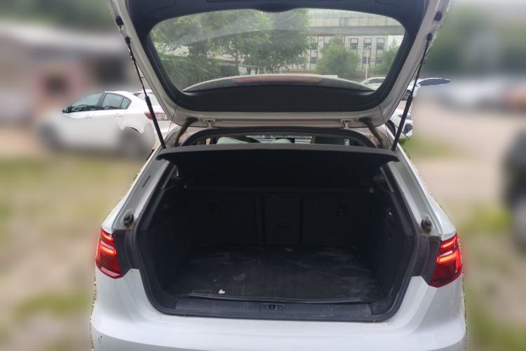 Used Audi A3 2020 Sportback 35 TFSI Ambition China VI Trunk