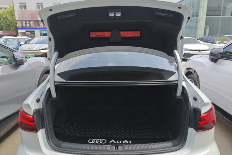 Used Audi A3 2020 Limousine 35 TFSI Fashion Edition China VI Emission Standard Trunk