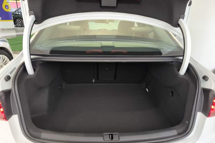 Used Audi A3 2020 Limousine 35 TFSI Fashion Edition China VI Emission Standard Trunk