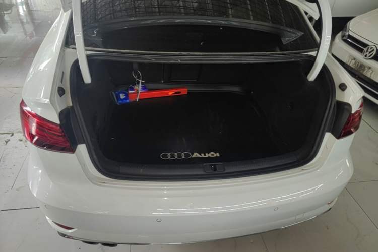 Used Audi A3 2020 Limousine 35 TFSI Style Edition China VI Emission Standard Trunk