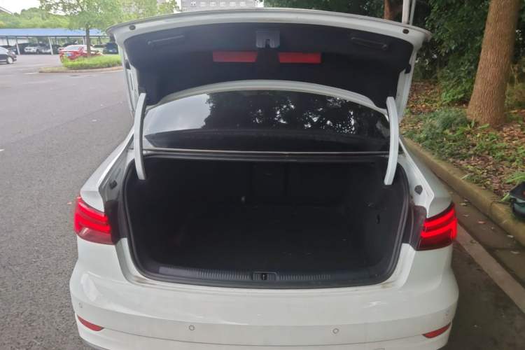 Used Audi A3 2020 Limousine 35 TFSI Fashion Edition China VI Emission Standard Trunk
