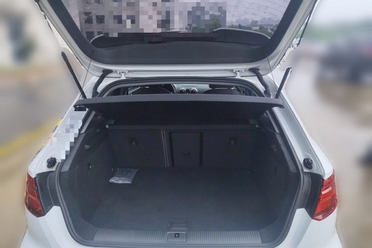 Used Audi A3 2020 Sportback 35 TFSI Fashion Edition China VI Emission Standard Trunk