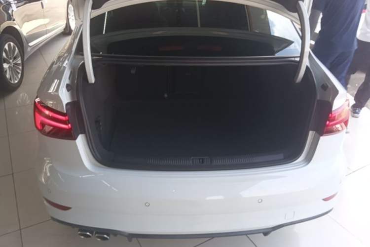 Used Audi A3 2020 Limousine 35 TFSI Sporty Version China VI Trunk