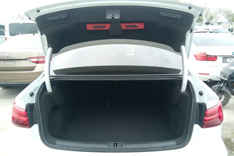 Used Audi A3 2020 Limousine 35 TFSI Fashion Edition China VI Emission Standard Trunk