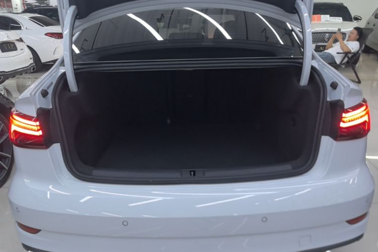 Used Audi A3 2020 Limousine 35 TFSI Fashion Edition China VI Emission Standard Trunk