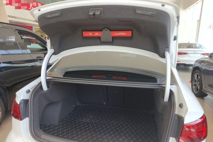 Used Audi A3 2020 Limousine 35 TFSI Fashion Edition China VI Emission Standard Trunk