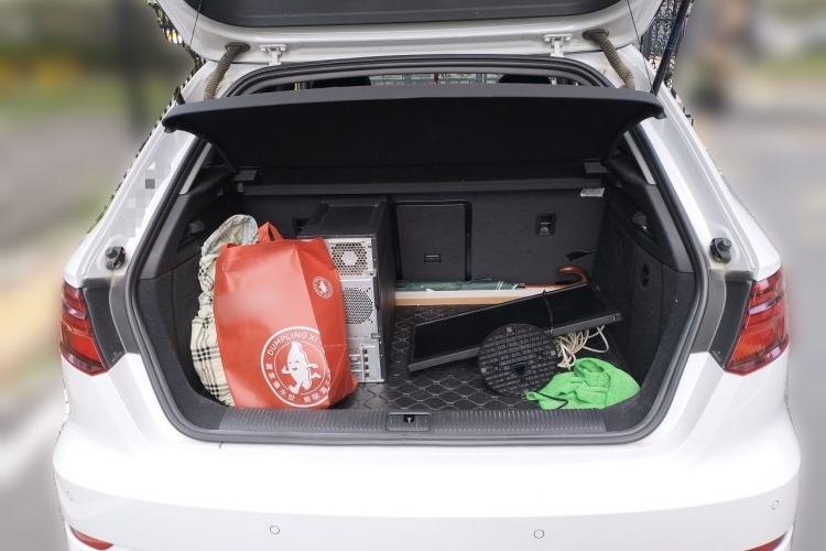Used Audi A3 2020 Sportback 35 TFSI Fashion Edition China VI Emission Standard Trunk