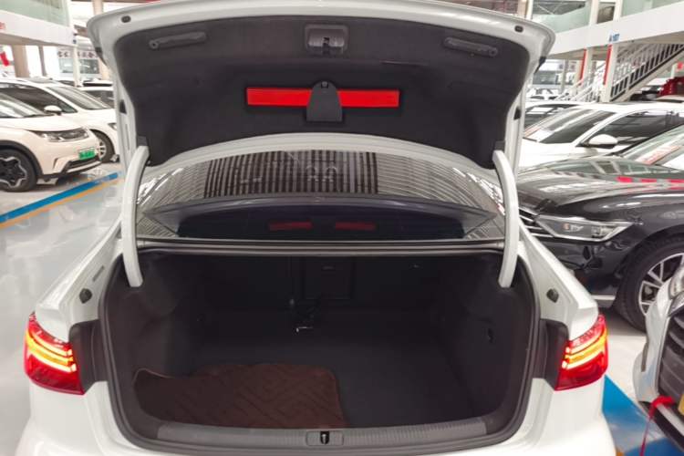 Used Audi A3 2020 Limousine 35 TFSI Fashion Edition China VI Emission Standard Trunk