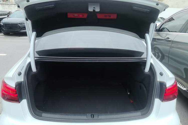 Used Audi A3 2020 Limousine 35 TFSI Fashion Edition China VI Emission Standard Trunk