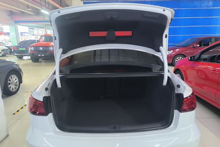 Used Audi A3 2020 Limousine 35 TFSI Ambition China VI Trunk