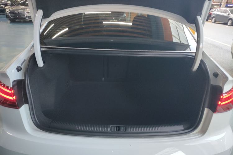Used Audi A3 2020 Limousine 35 TFSI Fashion Edition China VI Emission Standard Trunk