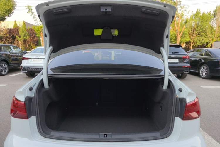 Used Audi A3 2020 Limousine 35 TFSI Fashion Edition China VI Emission Standard Trunk