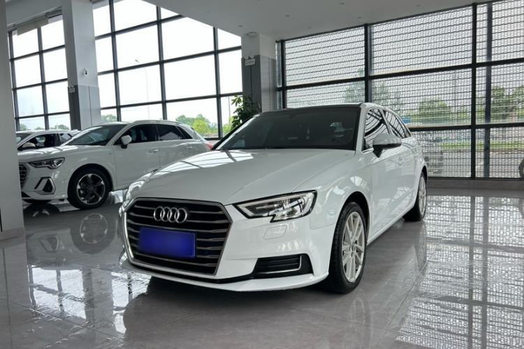 Używany Audi A3 2020 Restyled Sportback 35 TFSI Entry-Level China VI Emission Standard Guazi used car, China used car export, Used car for sale, Used  cars, Cheapest cars for sale