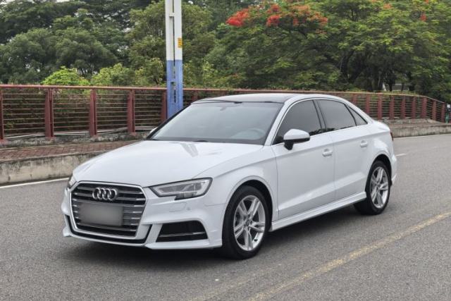 Used Audi A3 2020 Limousine 35 TFSI Fashion Edition China VI Emission Standard