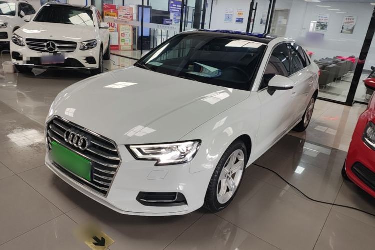 Audi A3 2020 Restyled Limousine 35 TFSI Ambition Version China VI de segunda mano Guazi used car, China used car export, Used car for sale, Used  cars, Cheapest cars for sale