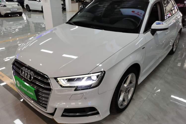 Used Audi A3 2020 Sportback 35 TFSI Fashion Edition China VI Emission Standard Guazi used car, China used car export, Used car for sale, Used cars, Cheapest cars for sale