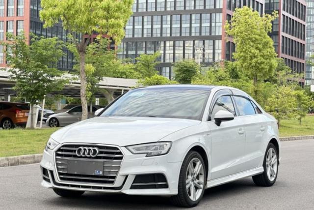 Used Audi A3 2020 Limousine 35 TFSI Fashion Edition China VI Emission Standard
