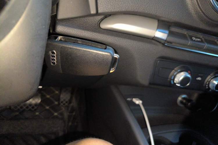 Used Audi A3 2020 Limousine 35 TFSI Ambition China VI Vehicle Key