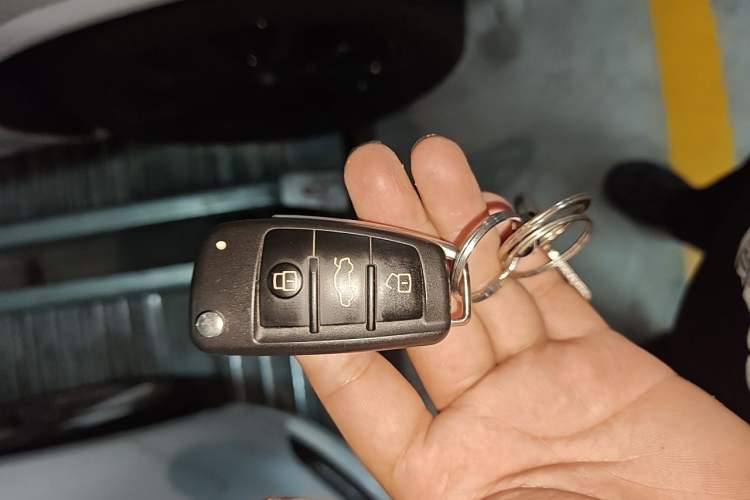 Used Audi A3 2020 Limousine 35 TFSI Style Edition China VI Emission Standard Vehicle Key