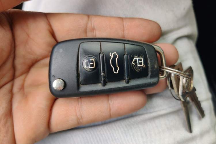 Used Audi A3 2020 Limousine 35 TFSI Fashion Edition China VI Emission Standard Vehicle Key
