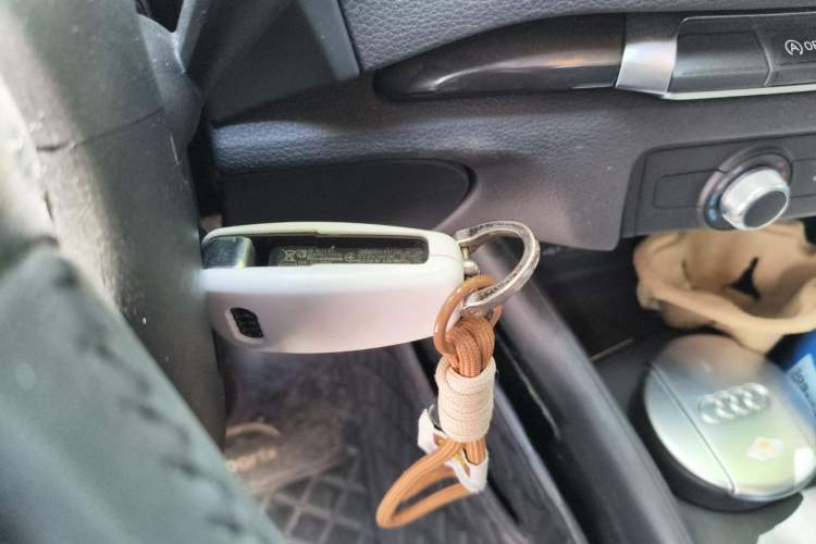 Used Audi A3 2020 Limousine 35 TFSI Fashion Edition China VI Emission Standard Vehicle Key