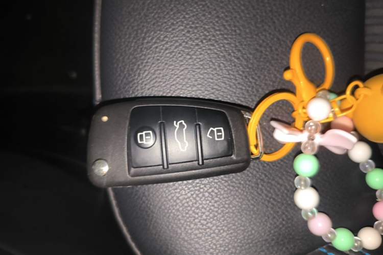 Used Audi A3 2020 Limousine 35 TFSI Fashion Edition China VI Emission Standard Vehicle Key