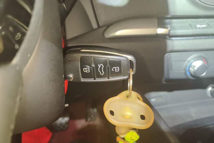 Used Audi A3 2020 Restyled Sportback 35 TFSI Entry-Level China VI Emission Standard Vehicle Key
