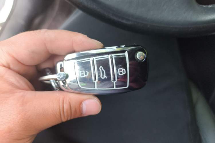 Used Audi A3 2020 Limousine 35 TFSI Fashion Edition China VI Emission Standard Vehicle Key