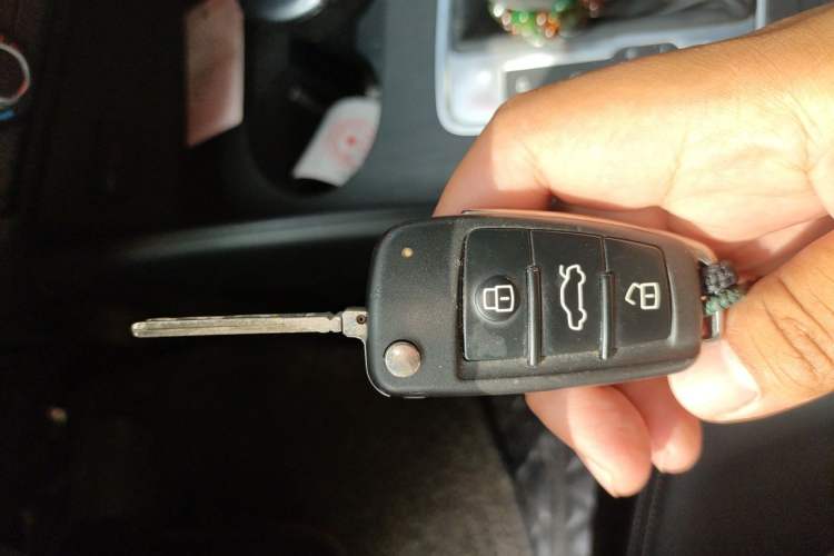 Used Audi A3 2020 Restyled Limousine 35 TFSI Ambition Version China VI Vehicle Key