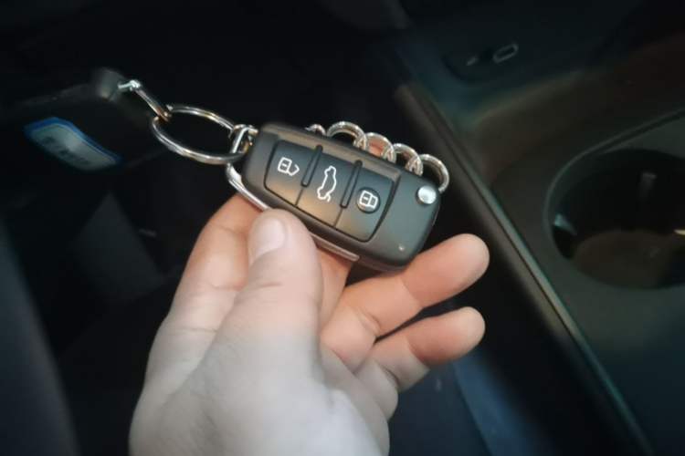 Used Audi A3 2020 Sportback 35 TFSI Fashion Edition China VI Emission Standard Vehicle Key
