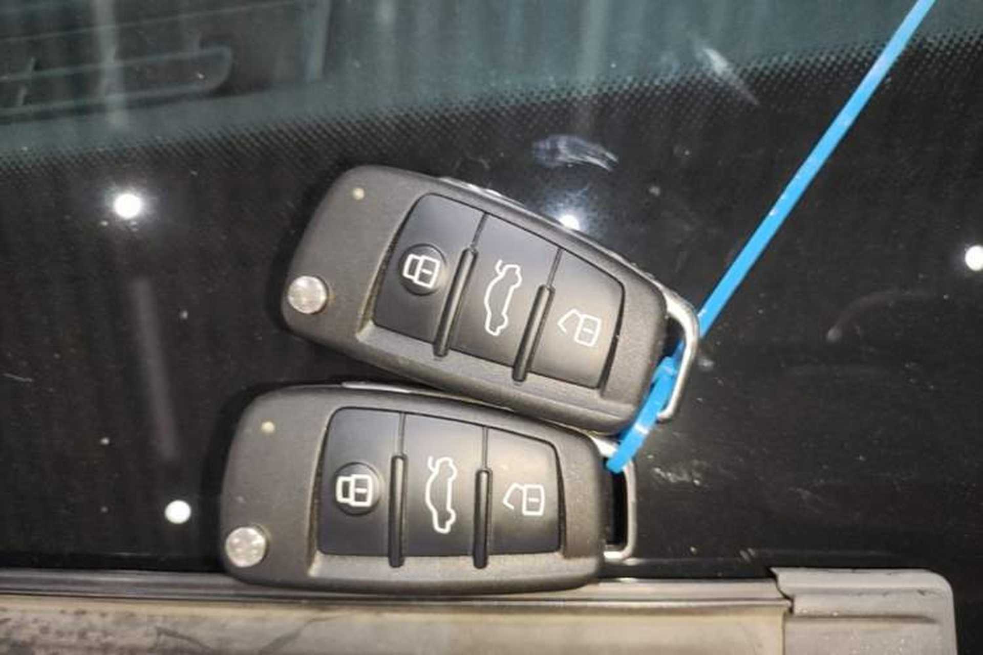 Used Audi A3 2020 Restyled Sportback 35 TFSI Entry-Level China VI Emission Standard Vehicle Key
