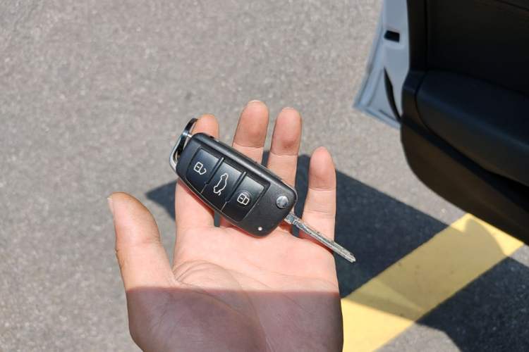 Used Audi A3 2020 Sportback 35 TFSI Fashion Edition China VI Emission Standard Vehicle Key