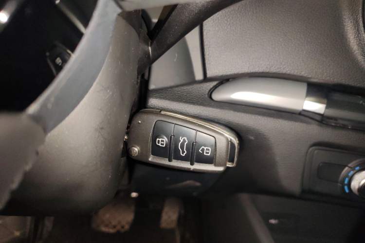Used Audi A3 2020 Limousine 35 TFSI Ambition China VI Vehicle Key