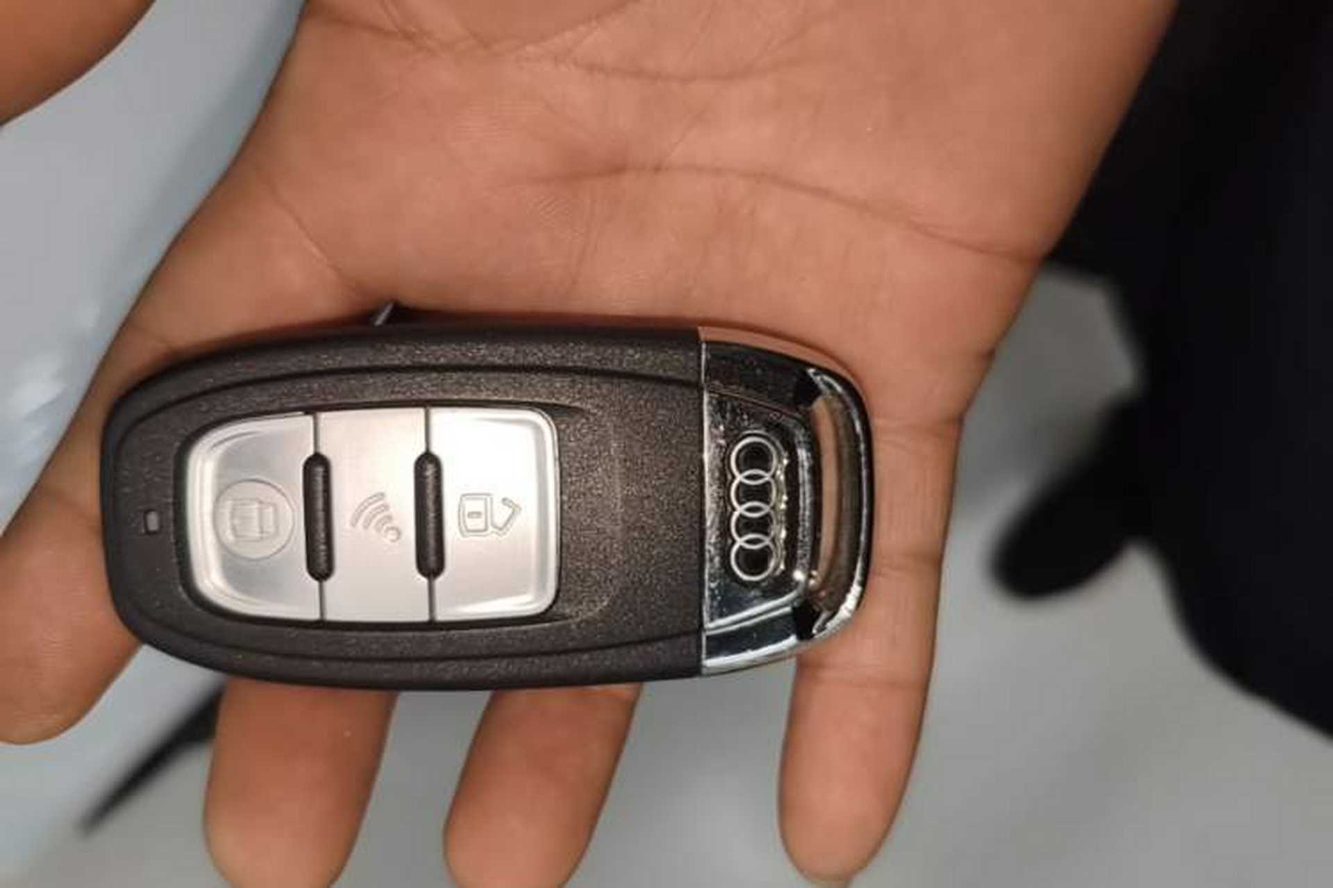 Used Audi A3 2020 Limousine 35 TFSI Fashion Edition China VI Emission Standard Vehicle Key