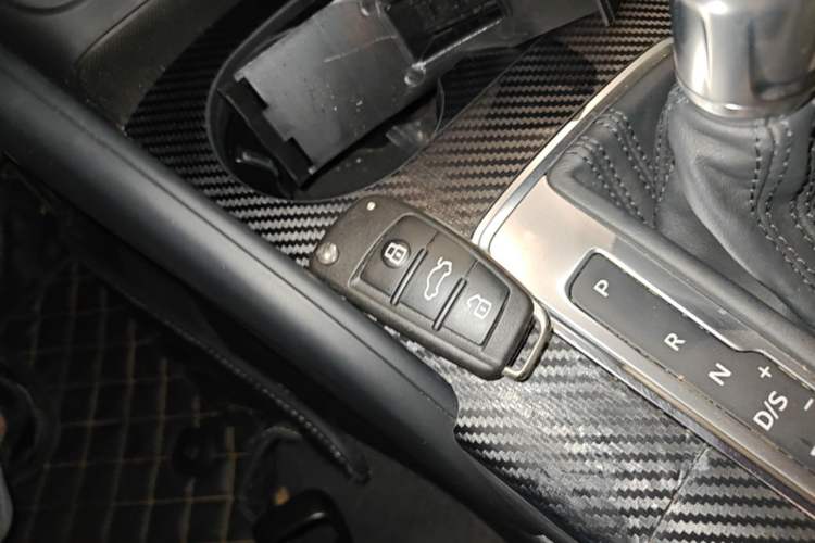 Used Audi A3 2020 Sportback 35 TFSI Ambition China VI Vehicle Key