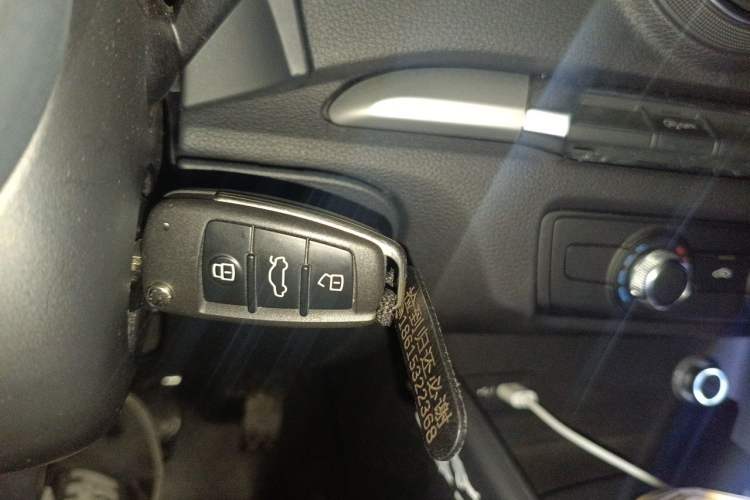 Used Audi A3 2020 Limousine 35 TFSI Ambition China VI Vehicle Key