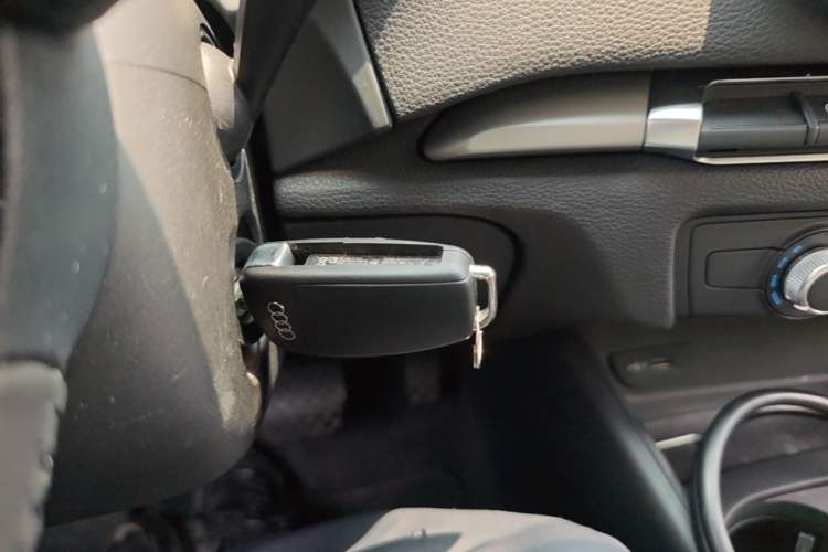 Used Audi A3 2020 Restyled Limousine 35 TFSI Ambition Version China VI Vehicle Key