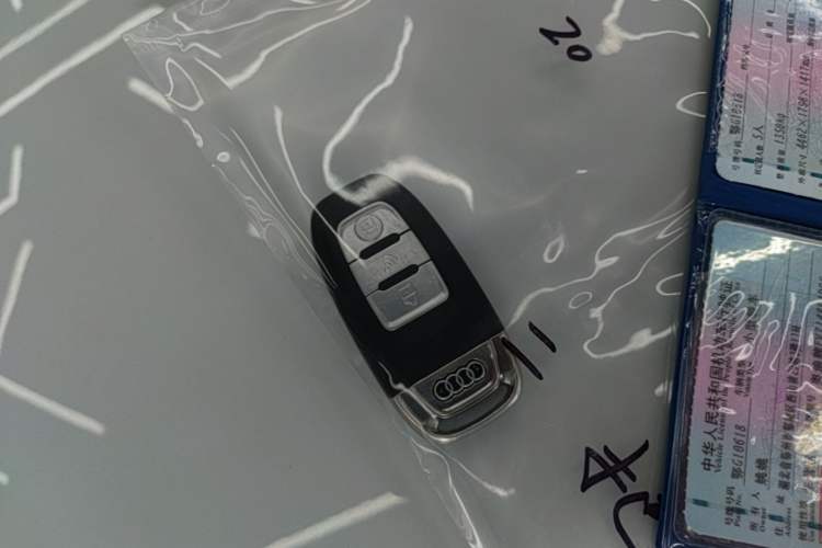 Used Audi A3 2020 Limousine 35 TFSI Fashion Edition China VI Emission Standard Vehicle Key
