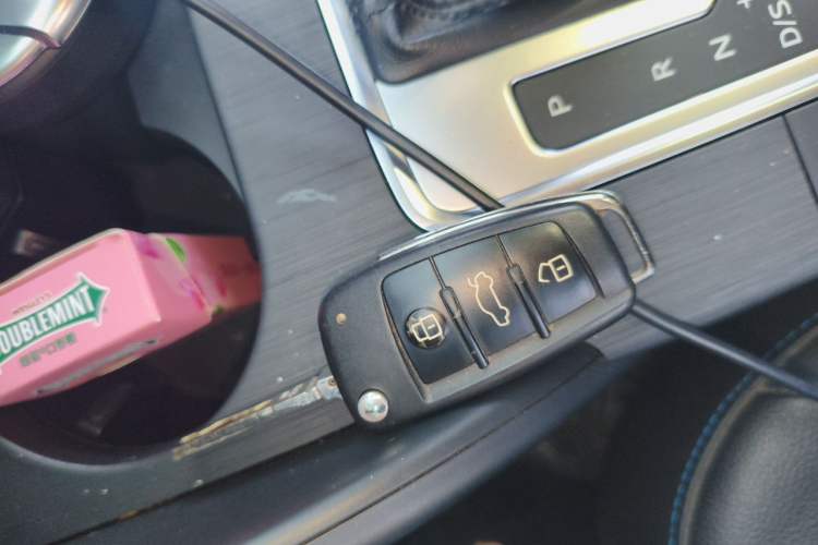 Used Audi A3 2020 Sportback 35 TFSI Fashion Edition China VI Emission Standard Vehicle Key