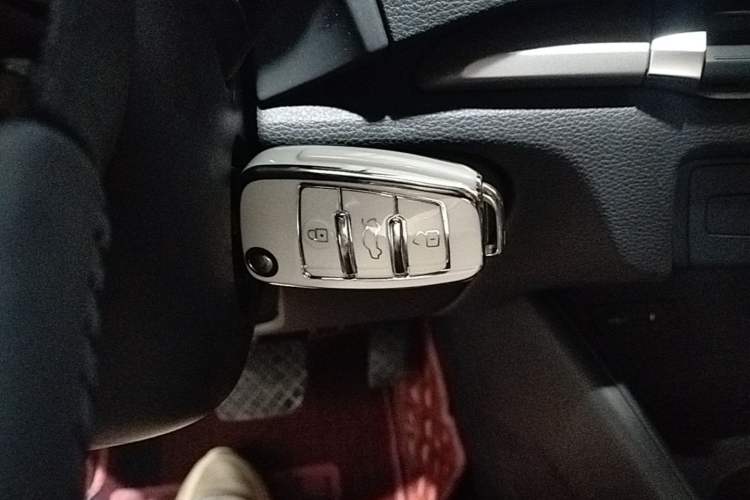 Used Audi A3 2020 Restyled Limousine 35 TFSI Ambition Version China VI Vehicle Key