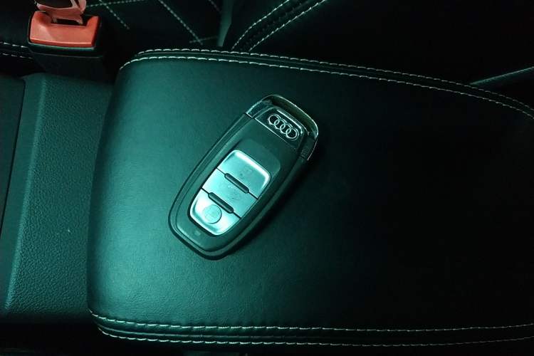 Used Audi A3 2020 Restyled Sportback 35 TFSI Entry-Level China VI Emission Standard Vehicle Key