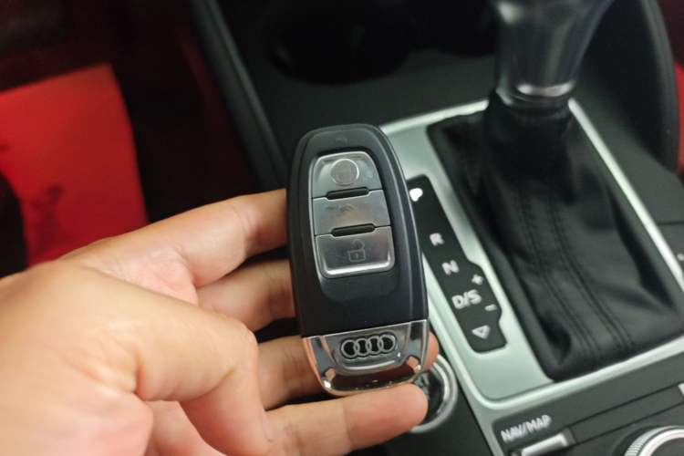 Used Audi A3 2020 Limousine 35 TFSI Fashion Edition China VI Emission Standard Vehicle Key