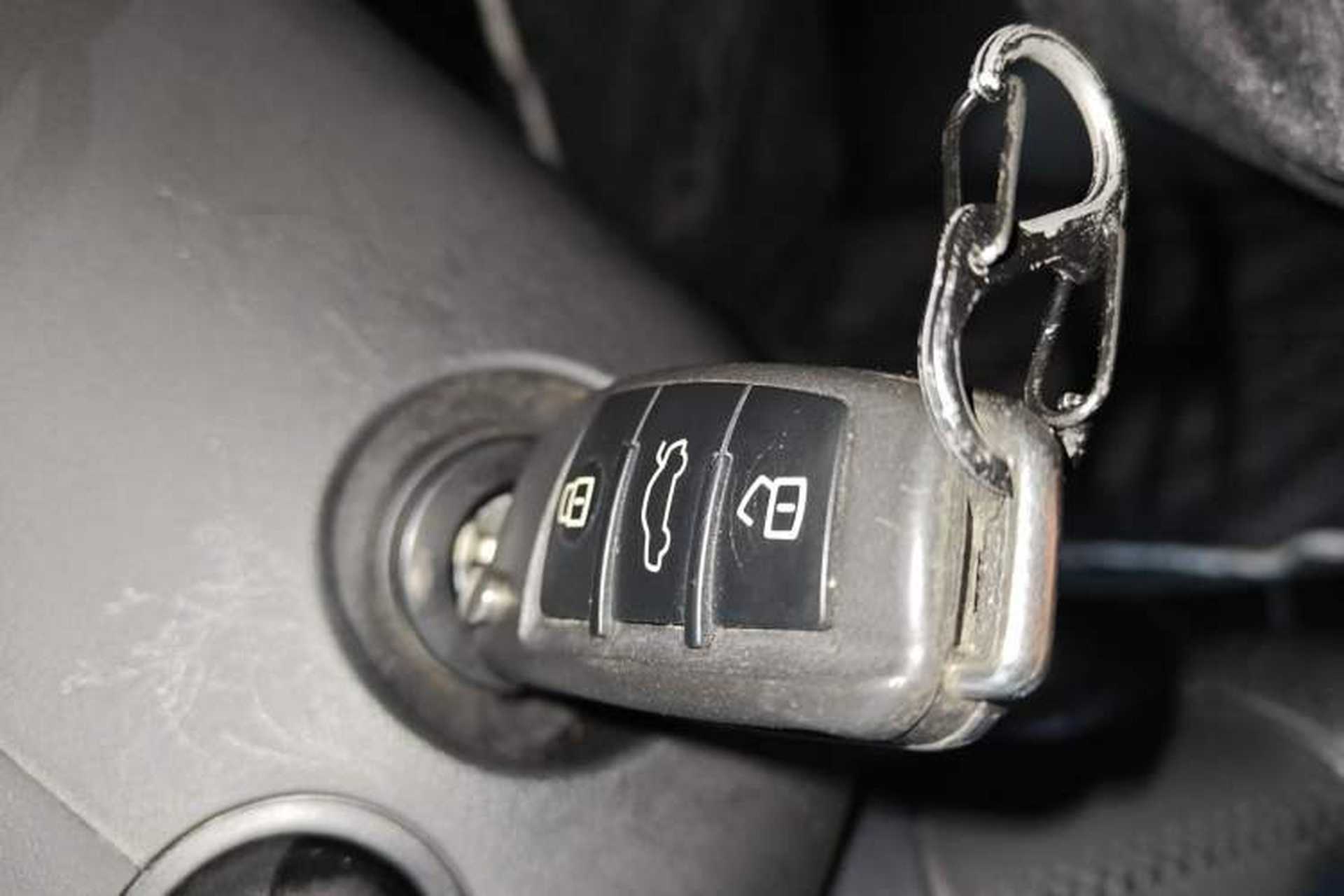 Used Audi A3 2020 Sportback 35 TFSI Fashion Edition China VI Emission Standard Vehicle Key