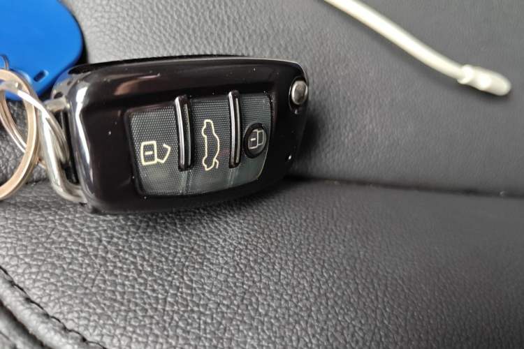 Used Audi A3 2020 Sportback 35 TFSI Ambition China VI Vehicle Key