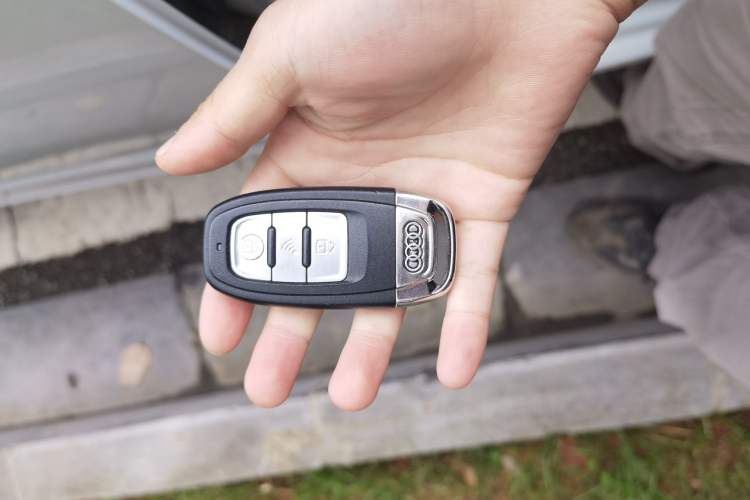 Used Audi A3 2020 Sportback 35 TFSI Ambition China VI Vehicle Key