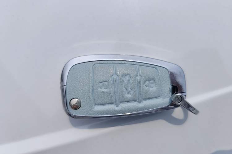 Used Audi A3 2020 Sportback 35 TFSI Fashion Edition China VI Emission Standard Vehicle Key