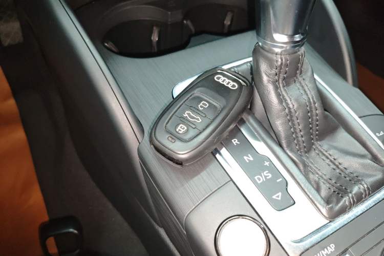 Used Audi A3 2020 Restyled Limousine 35 TFSI Ambition Version China VI Vehicle Key