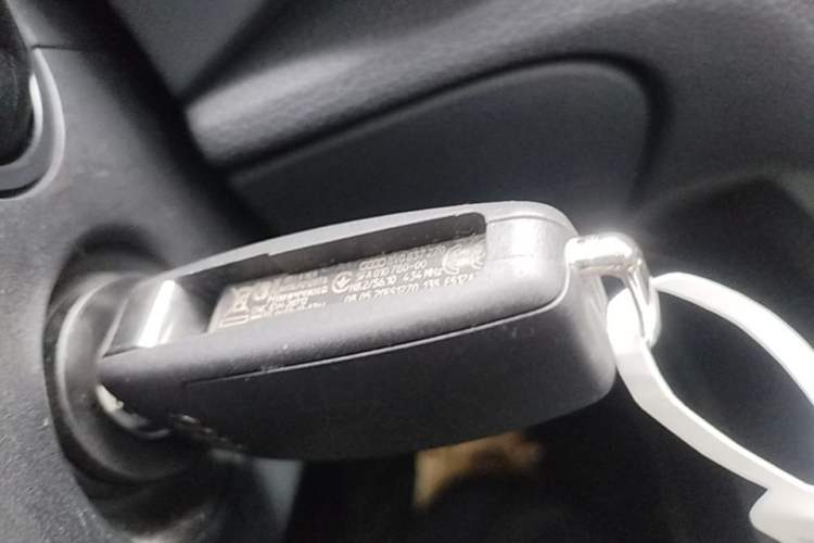 Used Audi A3 2020 Restyled Limousine 35 TFSI Ambition Version China VI Vehicle Key