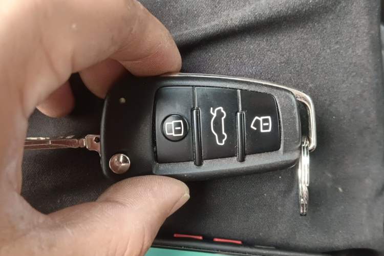Used Audi A3 2020 Restyled Limousine 35 TFSI Ambition Version China VI Vehicle Key