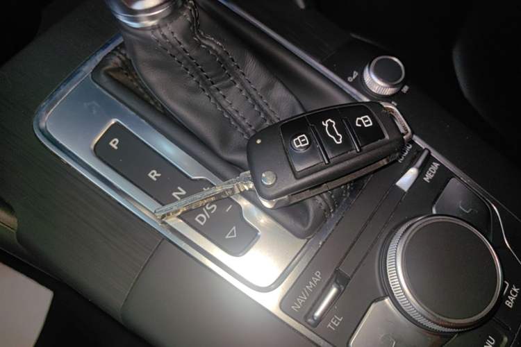 Used Audi A3 2020 Sportback 35 TFSI Ambition China VI Vehicle Key